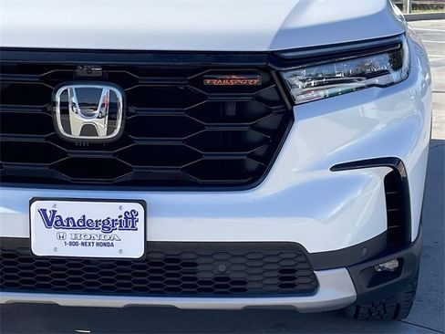 New 2025 Honda Pilot TrailSport image 9