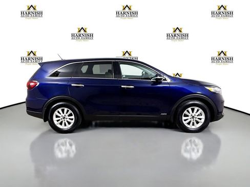 Used 2020 Kia Sorento LX image 8