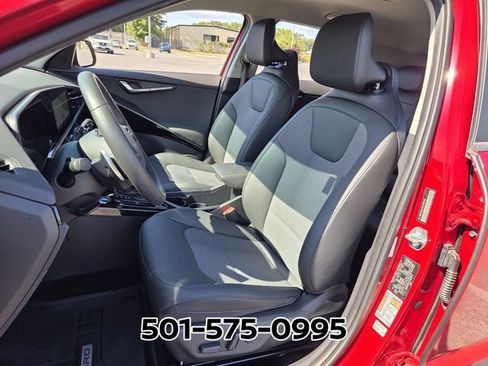 Used 2023 Kia Niro EX FWD image 8