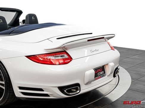 Used 2010 Porsche 911 Turbo AWD/4WD image 19