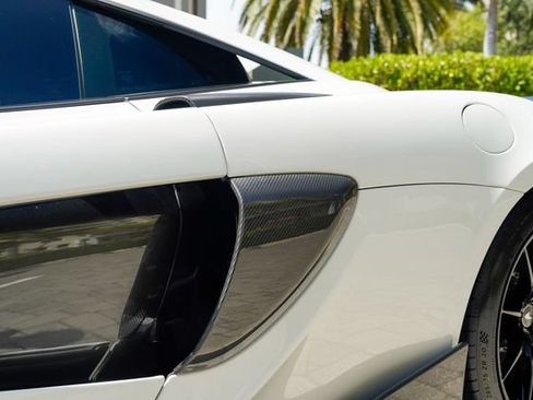 Used 2019 McLaren 600LT RWD image 45