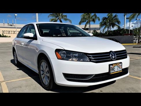 Used 2013 Volkswagen Passat 2.5 S FWD image 3