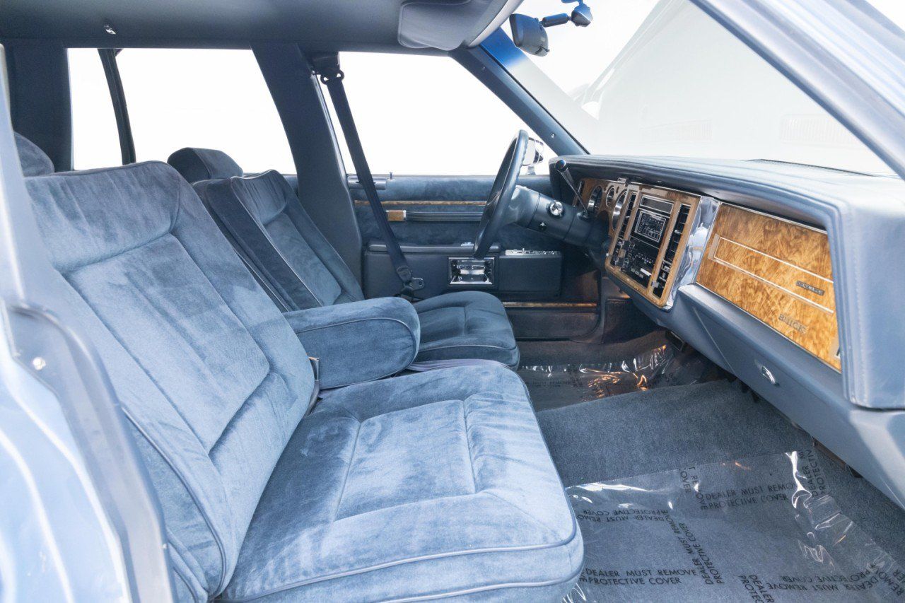 Used 1990 Buick Le Sabre Estate RWD image 24