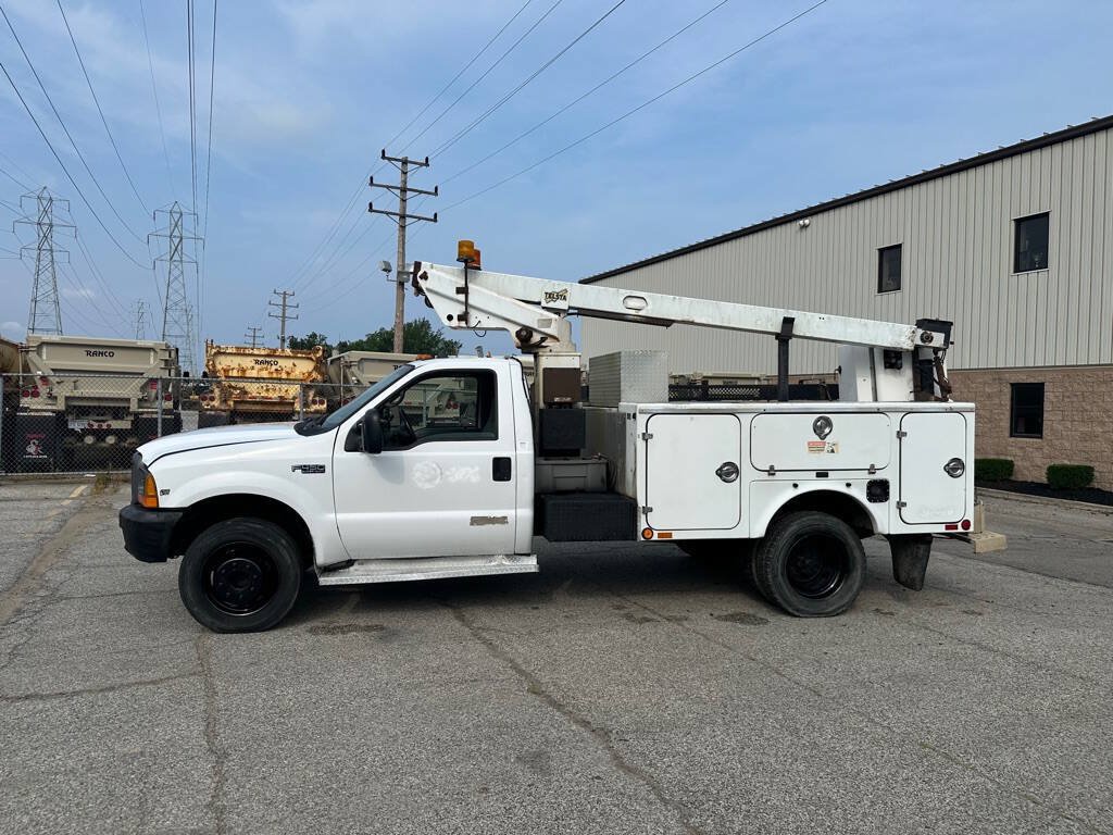 Used 1999 Ford F450 2WD Regular Cab Super Duty image 2