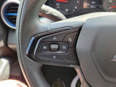 Used 2025 Chevrolet Trax LS FWD image 16