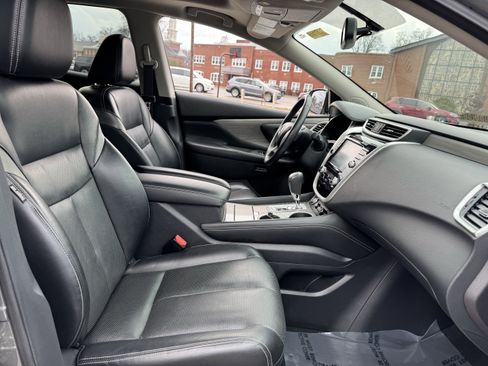 Certified 2017 Nissan Murano Platinum w/ Platinum Technology Package image 38