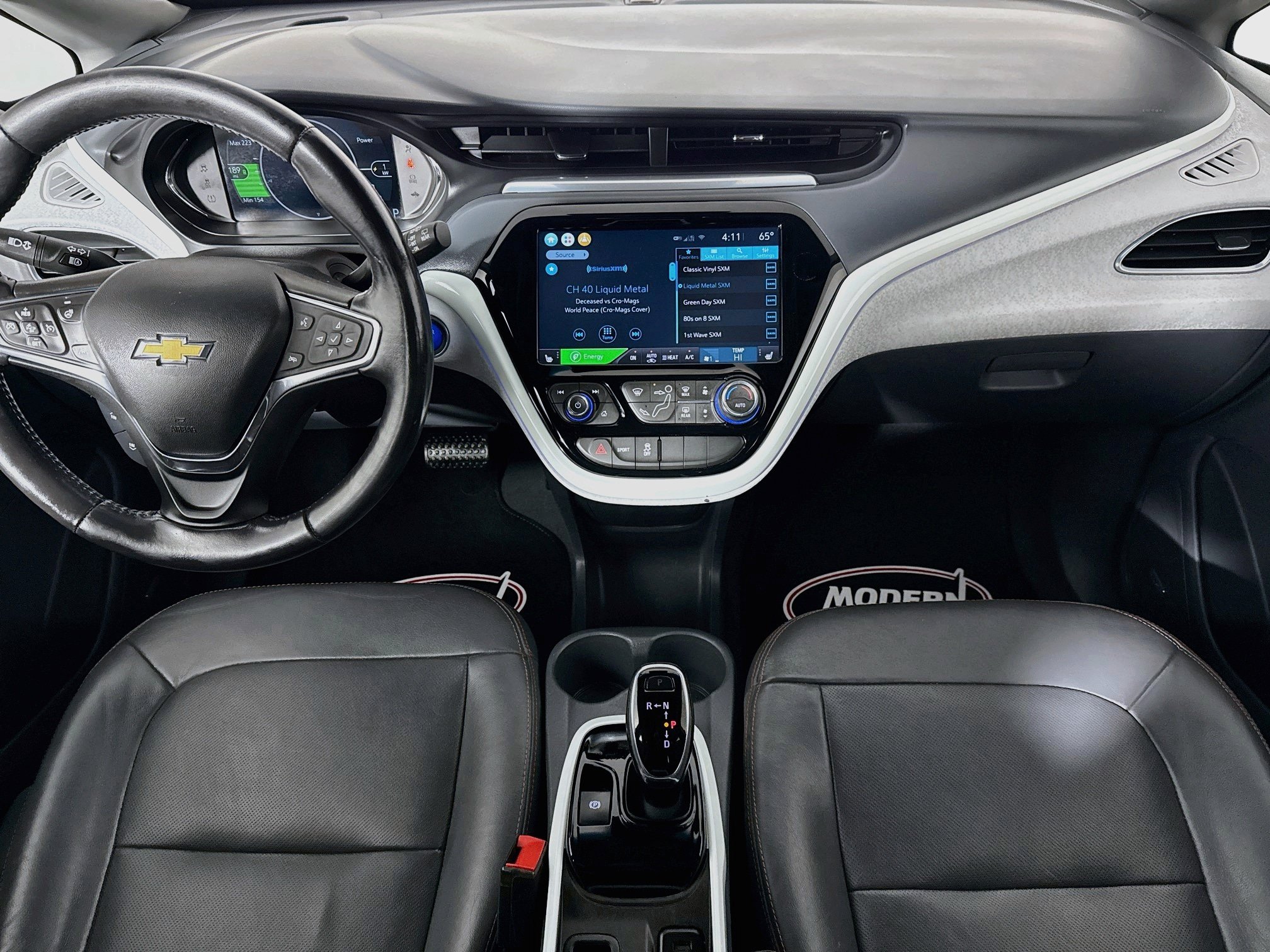 Used 2021 Chevrolet Bolt Premier w/ Infotainment Package FWD image 25