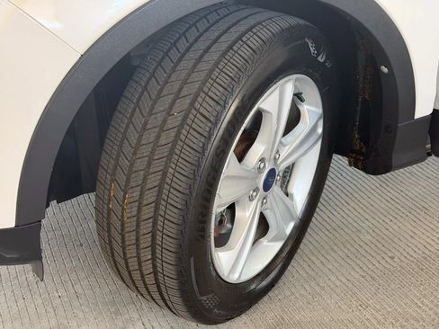 Used 2014 Ford Escape SE w/ Equipment Group 201A FWD image 15