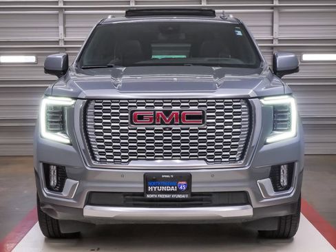 Used 2023 GMC Yukon XL Denali AWD/4WD image 4