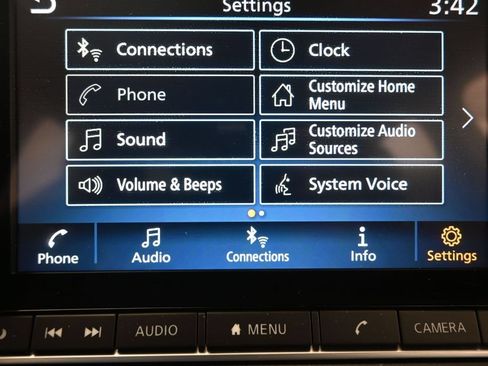 Used 2024 Nissan Sentra SV FWD image 29