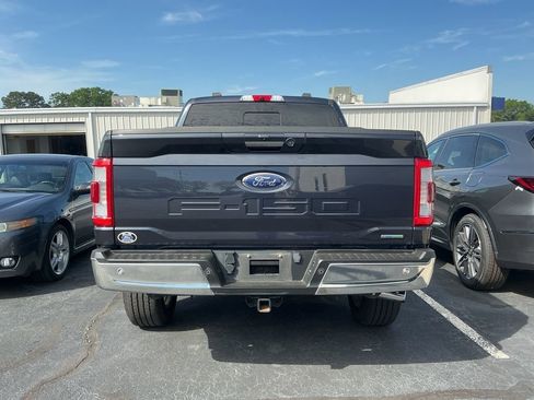 Used 2022 Ford F150 Lariat image 3