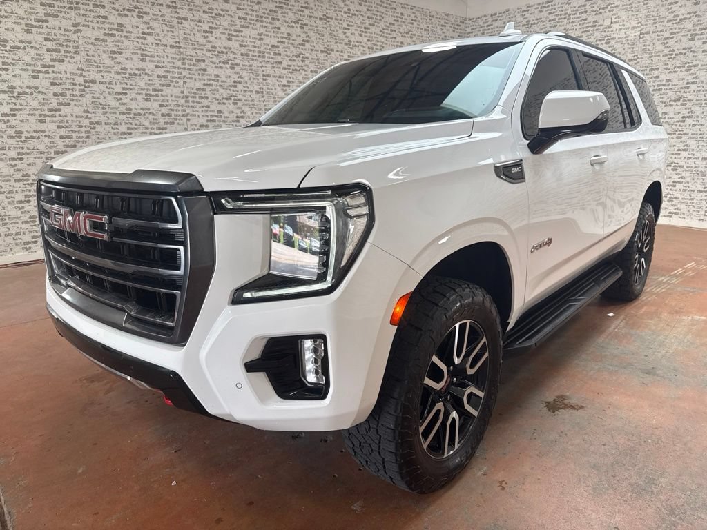 Used 2023 GMC Yukon AT4 w/ Technology Package AWD/4WD image 3