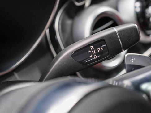 Certified 2022 Mercedes-Benz GLC 300 image 18