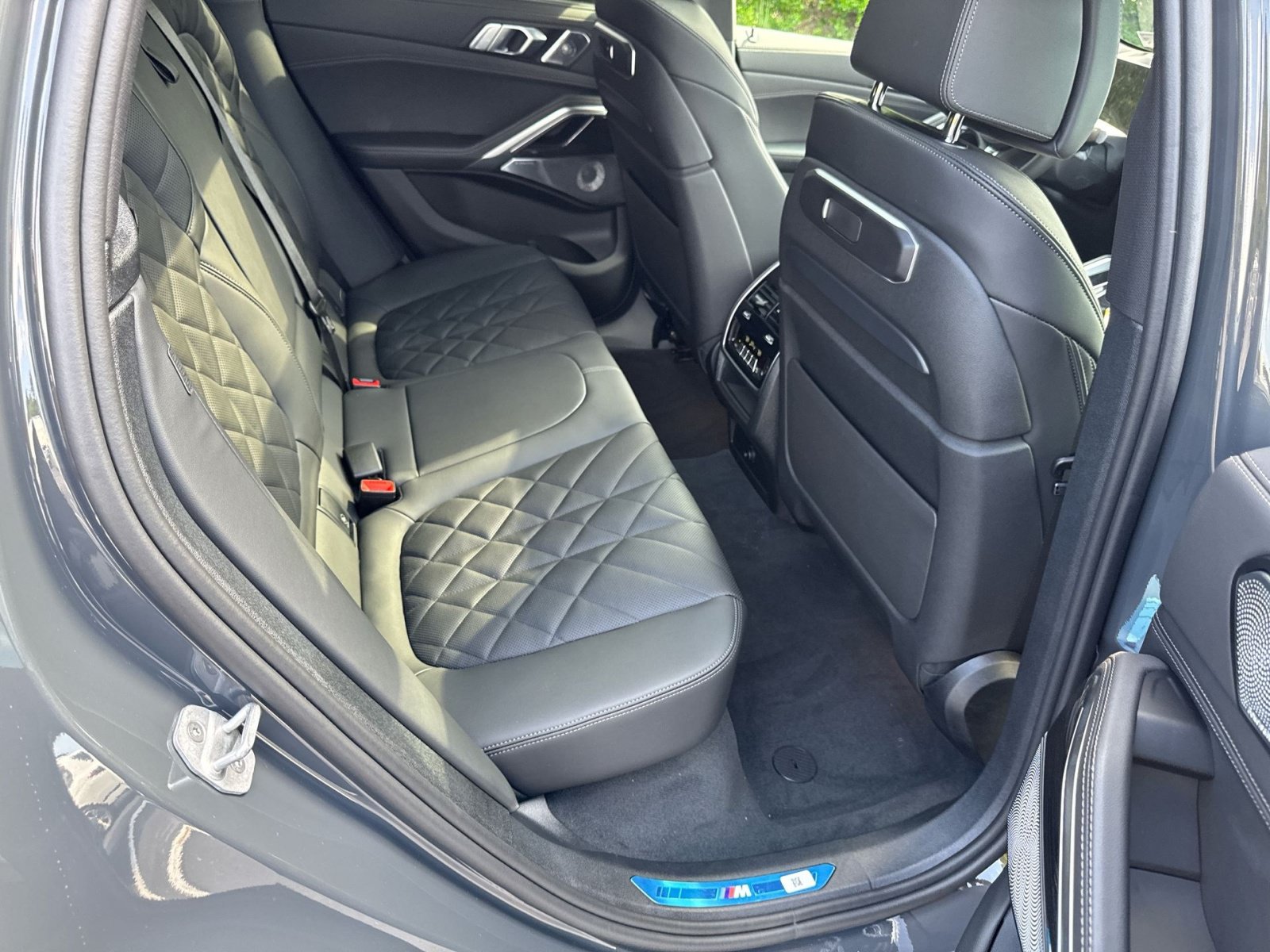 New 2027 BMW X6 M60i AWD/4WD image 32