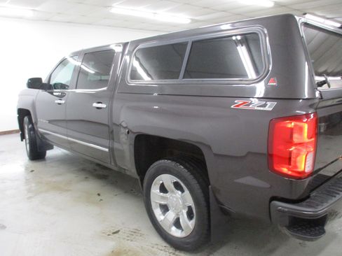 Used 2016 Chevrolet Silverado 1500 LTZ Z71 w/ LTZ Plus Package image 7