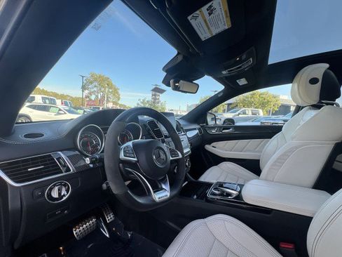 Used 2019 Mercedes-Benz GLE 63 AMG S image 10