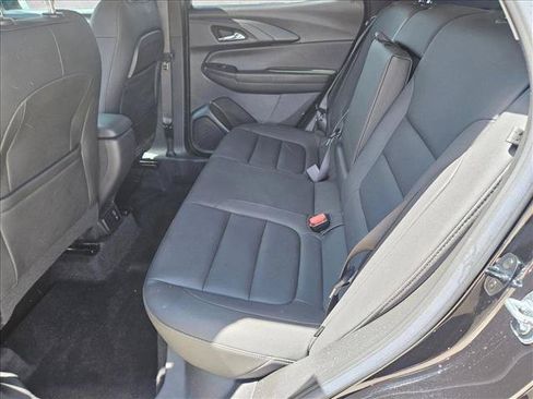 Used 2023 Chevrolet TrailBlazer LT w/ Premium Seating Package FWD image 30