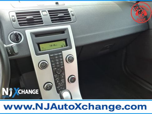 Used 2013 Volvo C70 T5 image 26