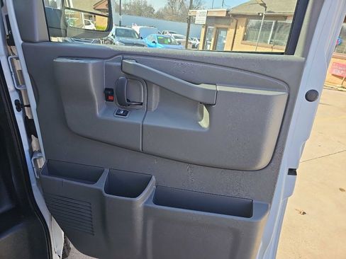 Used 2019 Chevrolet Express 2500 w/ Driver Convenience Package image 14