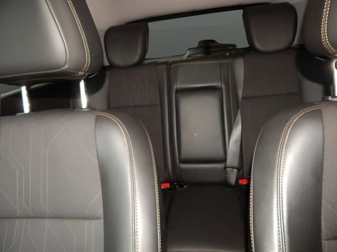 Used 2022 Chevrolet Trax LT w/ Sport Edition image 21