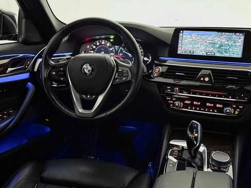 Used 2017 BMW 540i xDrive AWD/4WD image 30