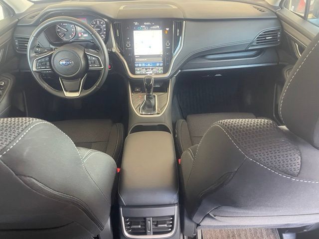 Used 2025 Subaru Outback Premium AWD/4WD image 16