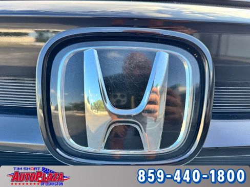 Used 2022 Honda Pilot Sport image 14