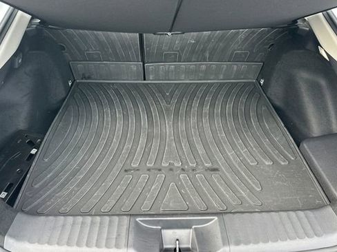 Used 2023 Toyota Prius Prime SE image 17