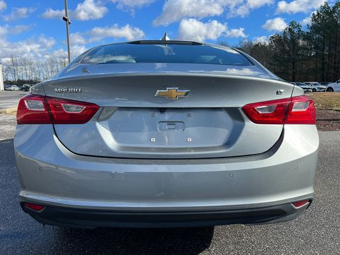 Used 2024 Chevrolet Malibu LT image 4