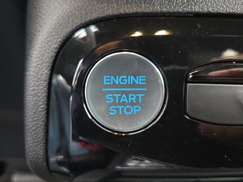 New 2026 Ford Escape ST-Line w/ Tech Pack #1 image 17