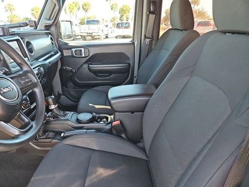 Used 2023 Jeep Wrangler Willys image 8