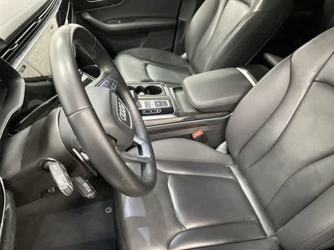 Used 2024 Audi Q7 2.0T Premium Plus AWD/4WD image 10