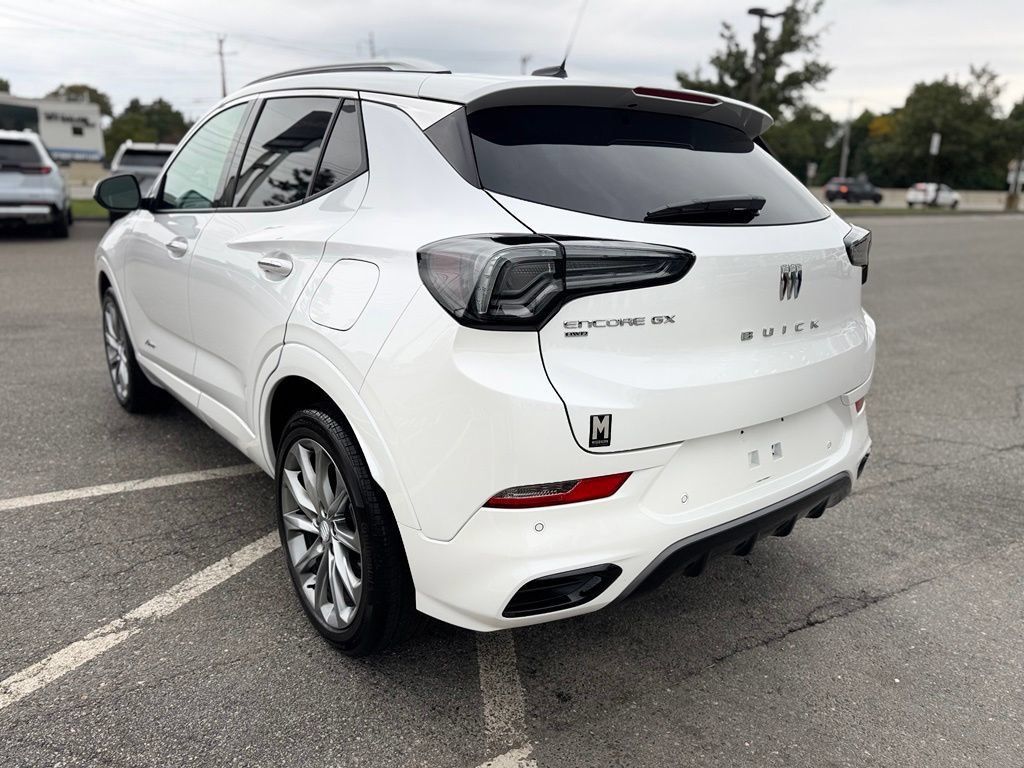 Used 2026 Buick Encore GX Avenir w/ Avenir Convenience Package AWD/4WD image 4