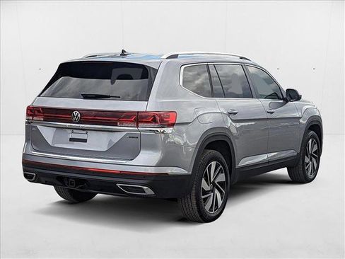 New 2025 Volkswagen Atlas SEL image 2