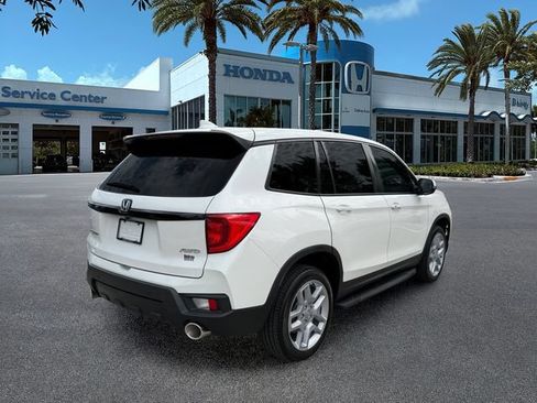 Used 2024 Honda Passport EX-L image 8