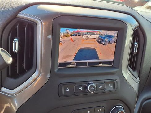 Used 2026 Chevrolet Silverado 1500 Custom image 6