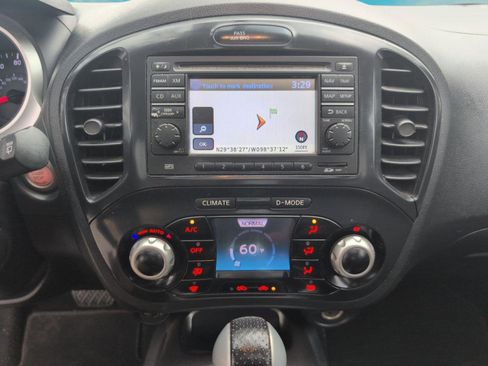 Used 2013 Nissan Juke SL image 8