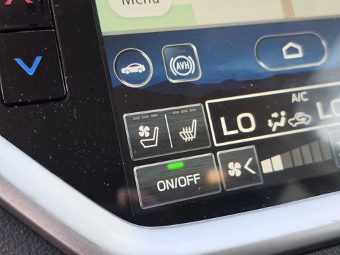 Used 2025 Subaru Ascent Touring w/ Popular Package #1 image 31