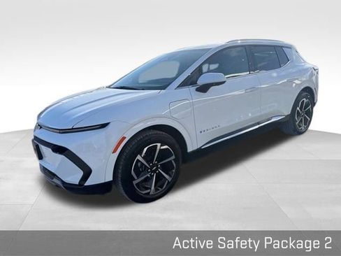 Used 2025 Chevrolet Equinox EV LT w/ Convenience Package image 7