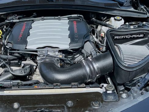 Used 2022 Chevrolet Camaro SS RWD image 28