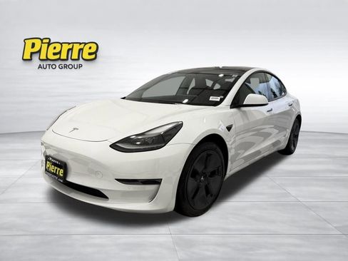 Used 2022 Tesla Model 3 Base image 1