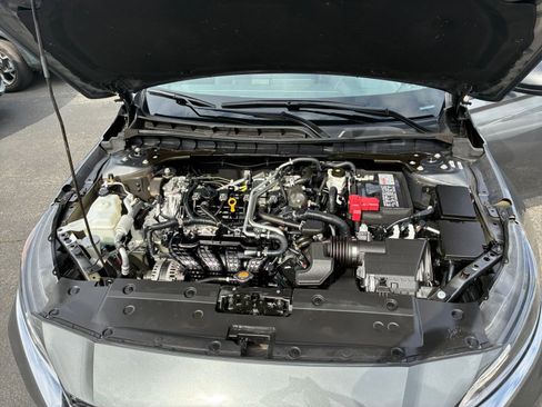 Used 2025 Nissan Altima 2.5 SV FWD image 32