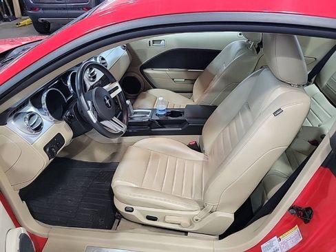 Used 2005 Ford Mustang GT image 12