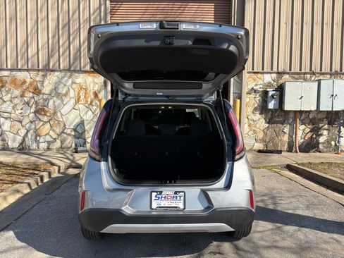 Used 2025 Kia Soul LX w/ LX Technology Package image 14