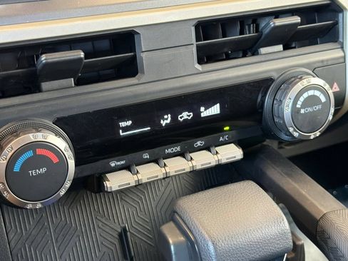 Certified 2024 Toyota Tacoma SR5 AWD/4WD image 24
