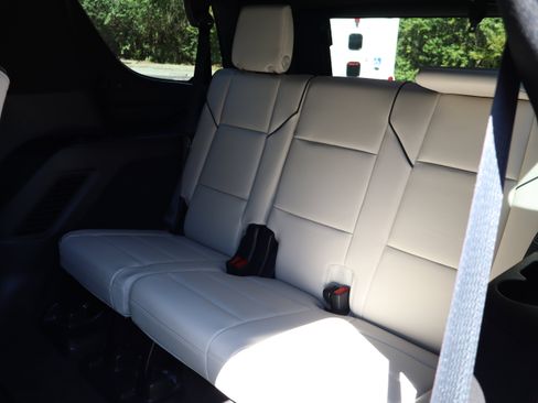 Used 2022 Cadillac Escalade Sport w/ Touring Package image 41