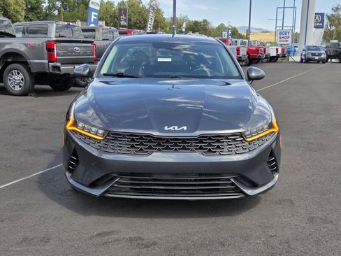 Used 2022 Kia K5 LXS FWD image 2