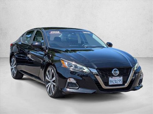Used 2020 Nissan Altima 2.5 SR FWD image 3