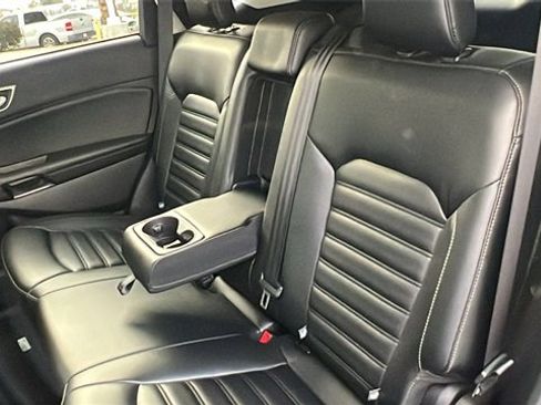 Certified 2024 Ford Edge SEL w/ Convenience Package image 20