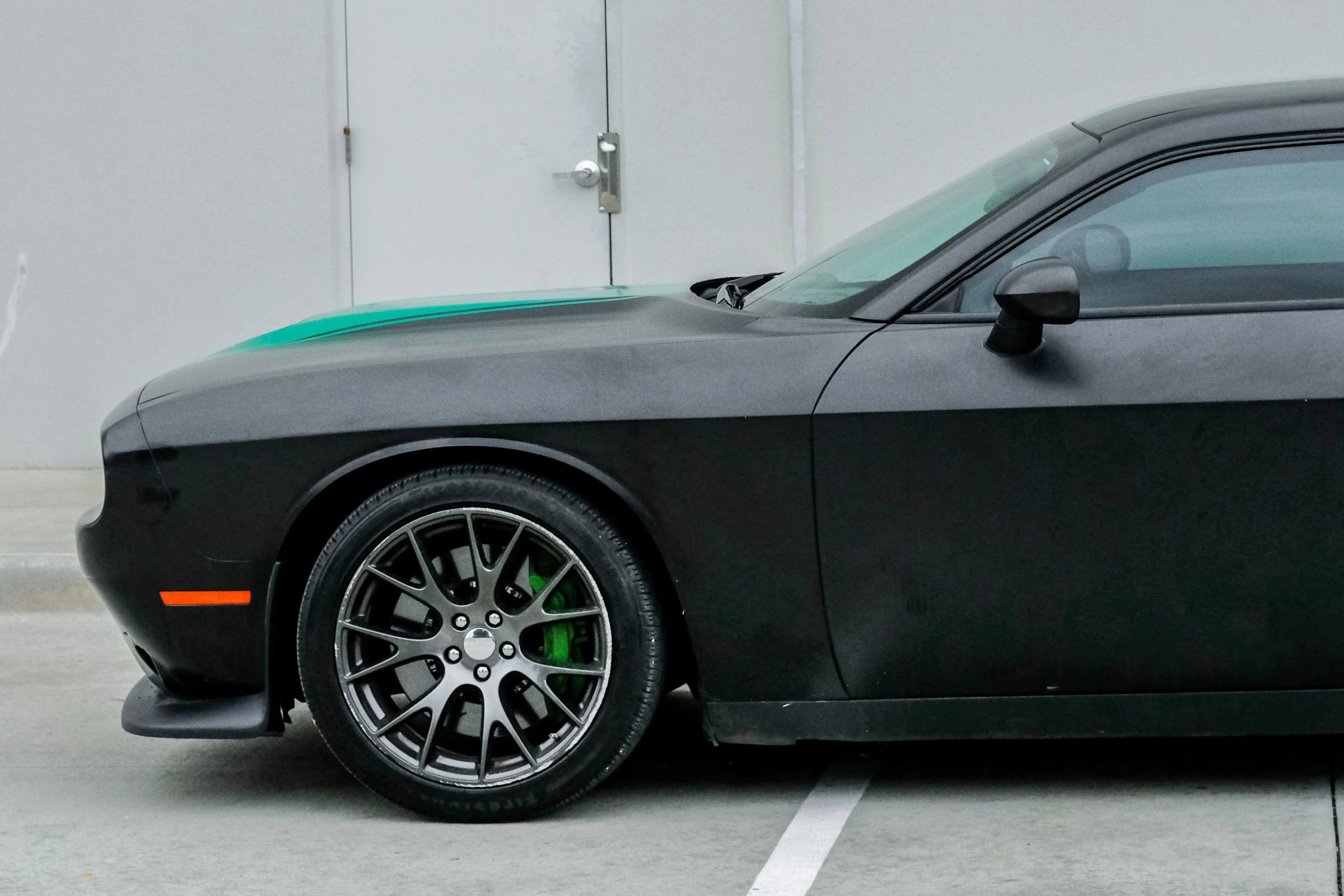 Used 2016 Dodge Challenger SRT w/ Technology Group RWD image 14
